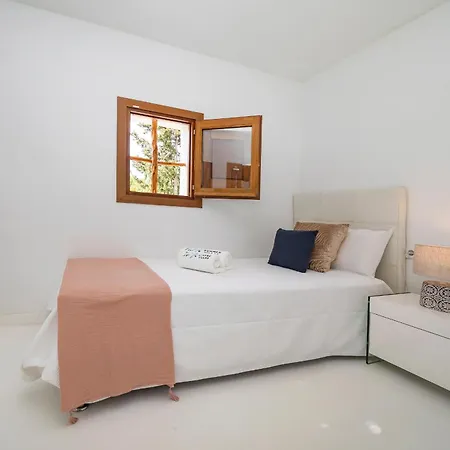 Villa Near Ibiza Town Sleeps 11 To 13 Guests *
